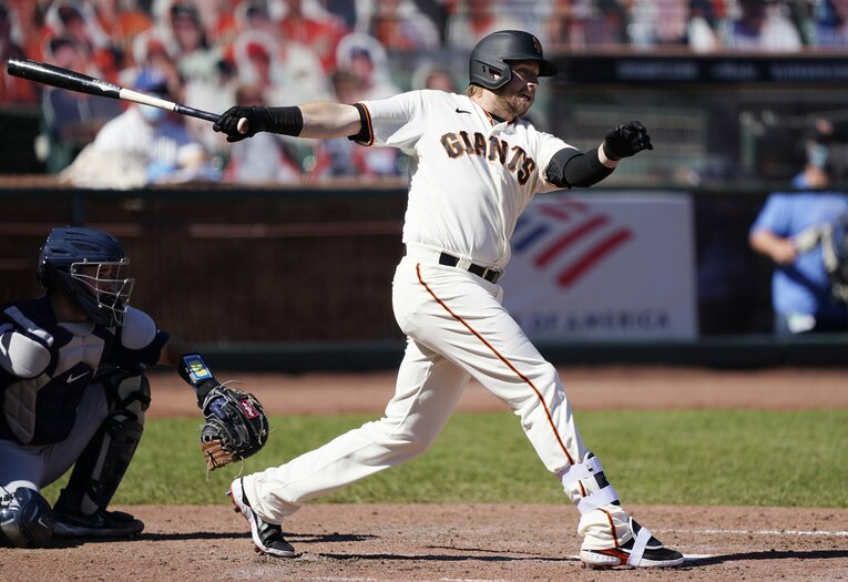 昨季ジャイアンツで今季巨人に入団したスモークは2月下旬の合流になると報じられている©Getty Images