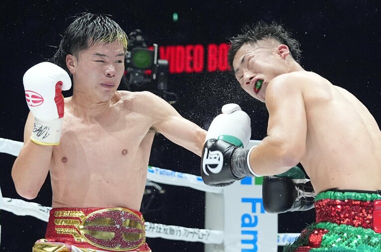 元世界王者の伊藤雅雪氏が特等席で見た決戦の内幕。天心が「ボクシングで負けた」という意味は……？ ／ photograph by Naoki Fukuda