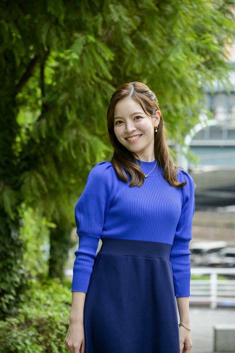 三宅絹紗アナ　©Hirofumi Kamaya