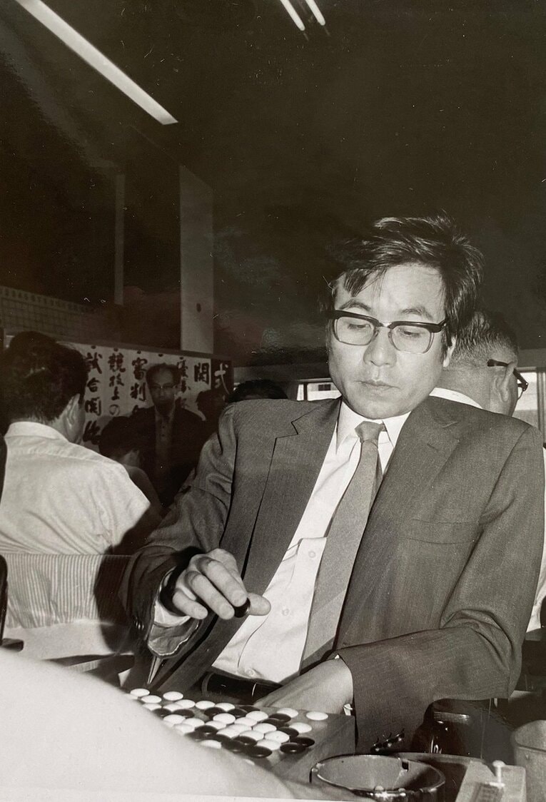 角栄に可愛がられた芹沢博文九段 1974年©Noboru Tamaru