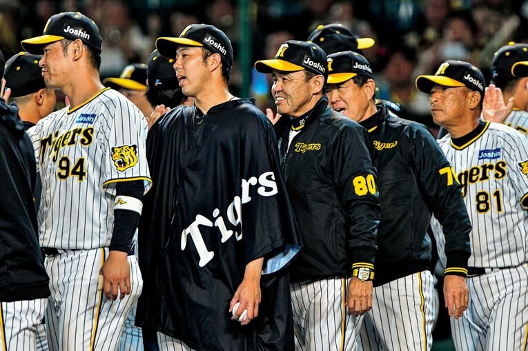 2位のDeNAに6ゲーム差をつけ首位を独走する阪神。32勝15敗1分で貯金は17（5月末時点）©︎Takuya Sugiyama