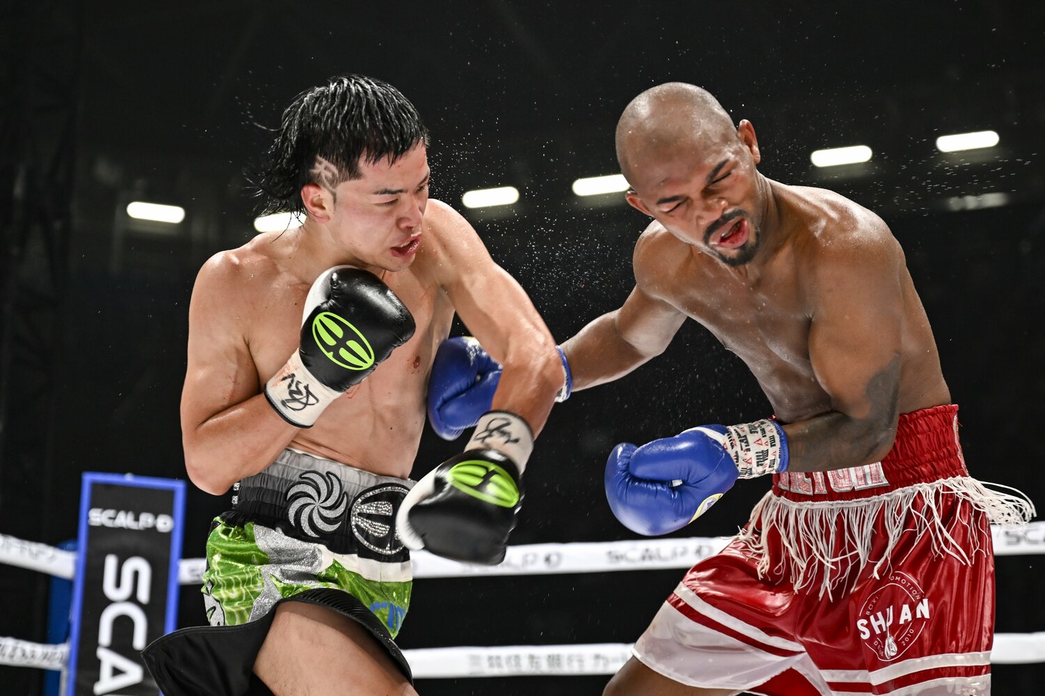 今年6月のサンティリャン戦では3-0の判定勝利を収めた那須川天心　©️Hiroaki Finito Yamaguchi