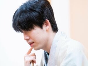 名人・藤井聡太23歳は“完璧な将棋”をあえて捨てているのか「天才は元に戻れないです」”面白い将棋”への変化と苦悩とは…佐藤天彦九段が推察