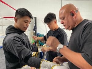 “井上尚弥も警戒”中谷潤人の師ルディ・エルナンデスとは何者なのか？「世界王者の弟ヘナロよりセンスあった」知られざる半生「ゲットーで生まれ育ち…」