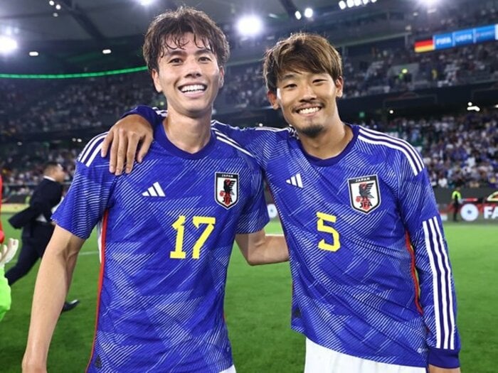 「田中碧は“自信を持て”とだけ。守田英正にはあえて…」「例えばお風呂で2人の時に」中村憲剛が“未来の日本代表”への助言を見極めたワケ<Number Web> photograph by JFA/AFLO
