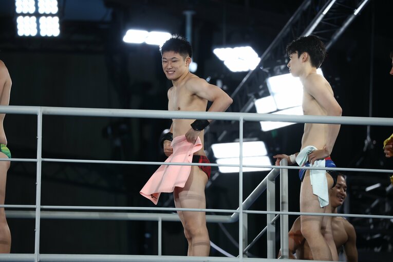 パリ五輪で銀メダルを獲得した玉井陸斗　©JMPA