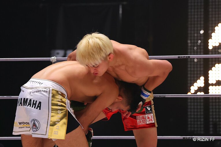 『RIZIN.43』クレベル・コイケvs.鈴木千裕　©RIZIN FF