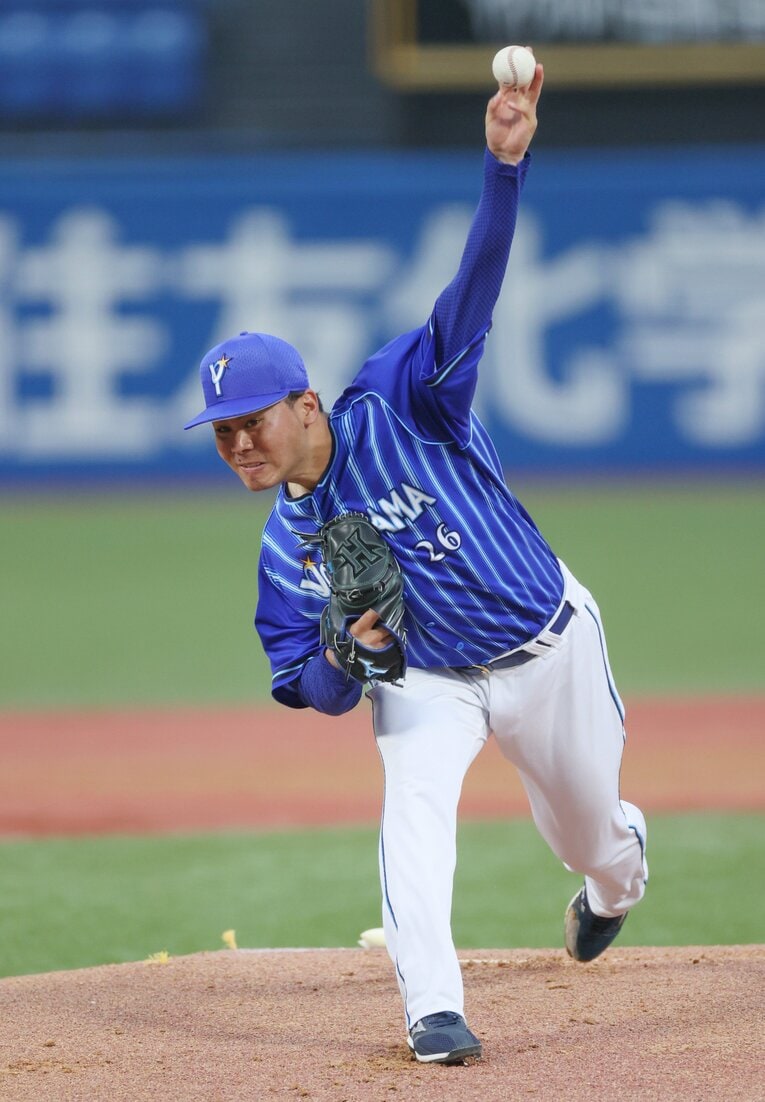 力投するDeNA先発の濵口遥大投手　©JIJI PRESS