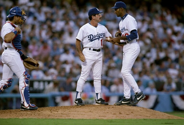 投手コーチのウォーレス　©Getty Images