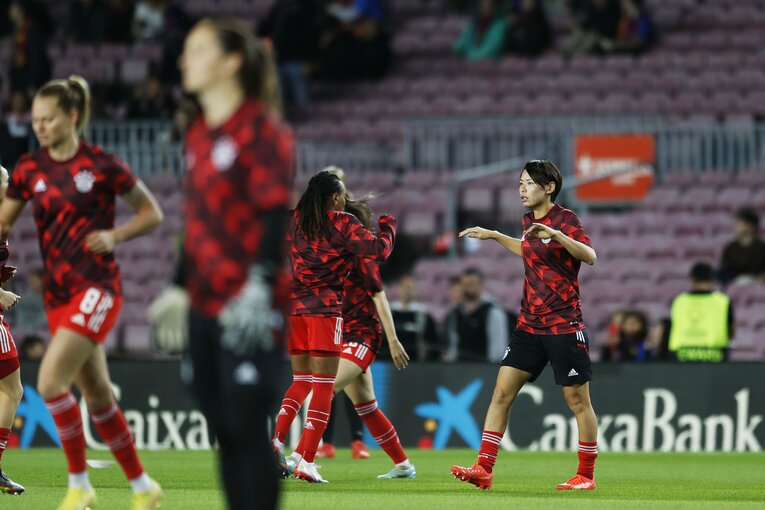 W杯ブラジル戦のウラで「バルサ女子がカンプノウで4万6967人」盛況なワケ… メッシ後に君臨する“女王”、熊谷紗希が見せた悔しさ(50)