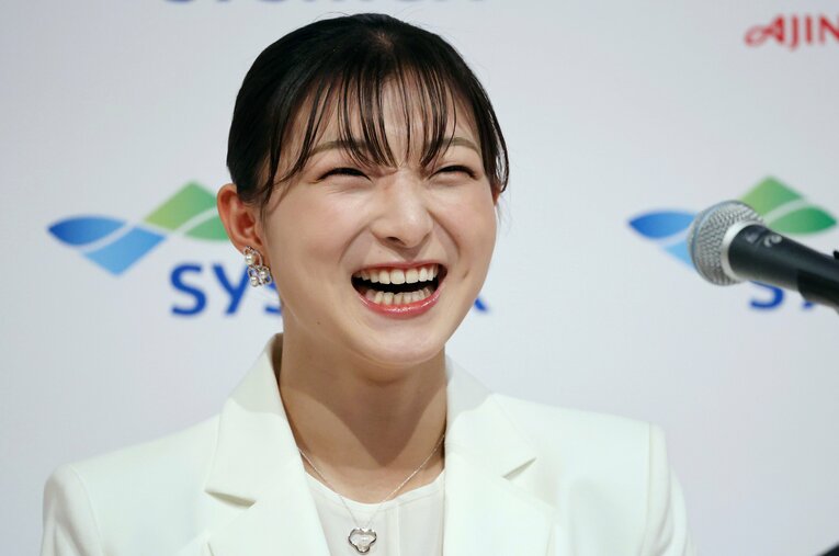 5月13日、神戸で引退会見を行った坂本花織（26歳） ／ photograph by JIJI PRESS