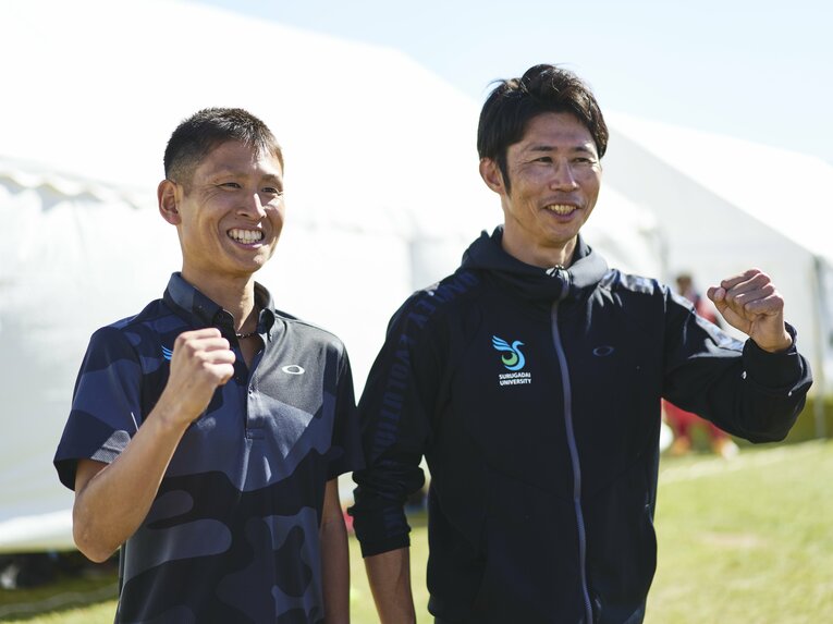 体育教師として悩んでいた今井が、とある大会で偶然出会ったのが駿河台大学監督の徳本一善だった　©Yuki Suenaga