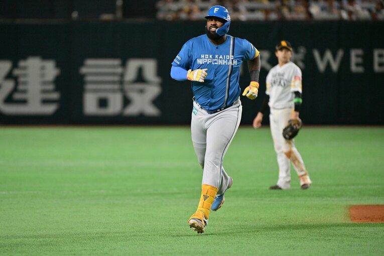 規格外のパワーを持つレイエスの体重は135kg　©Hideki Sugiyama