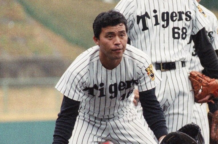 1992年の岡田彰布（当時34歳）。1979年ドラフト1位で阪神に入団した岡田は、翌93年に戦力外通告を受ける ／ photograph by JIJI PRESS