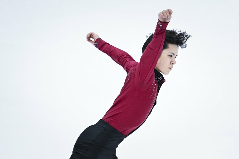 「昌磨のマジックを見せて！」世界王者・宇野昌磨を奮起させたランビエル・コーチの激励…300点超えに「スーパーエキサイティング」(12)