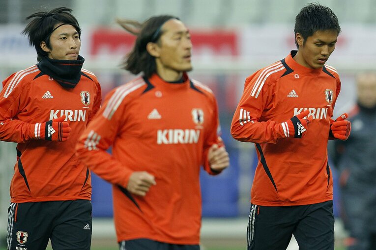 柴崎が初めて日本代表に選出されたのは10年前、19歳のとき。2012年2月のアイスランド戦だった　©Getty Images