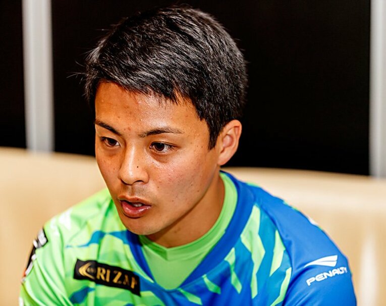 齊藤未月は「新しい湘南」の旗頭。プレスをかけ、点に絡める攻撃性。(2)