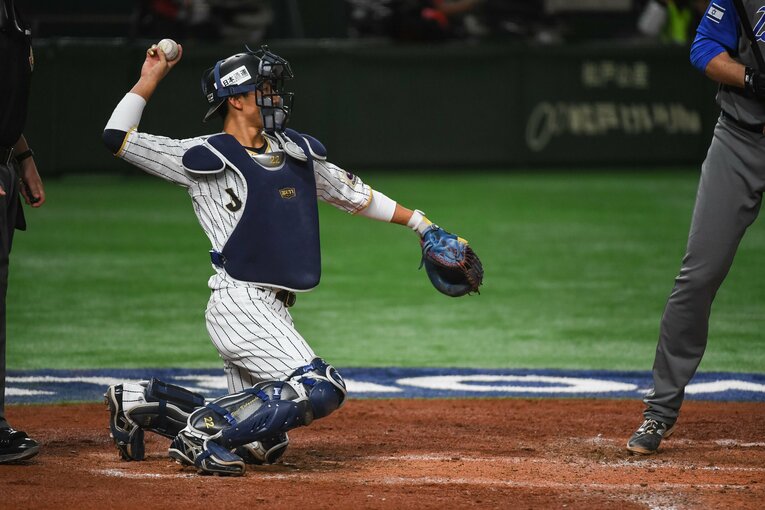 日本代表の捕手にもなった小林誠司　©Nanae Suzuki