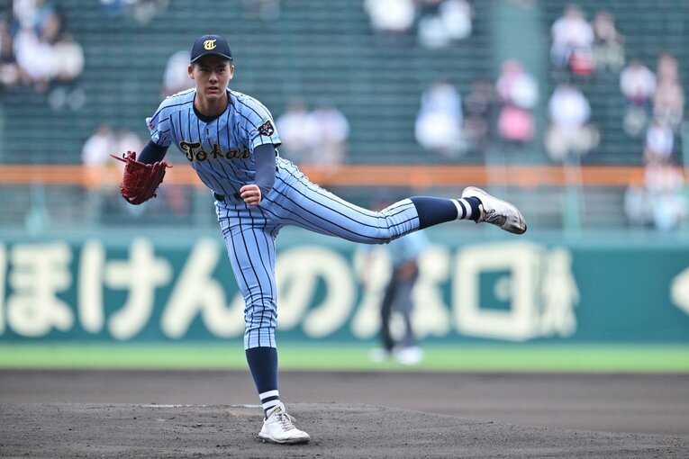 東海大相模の198cmエース藤田琉生　©Hideki Sugiyama