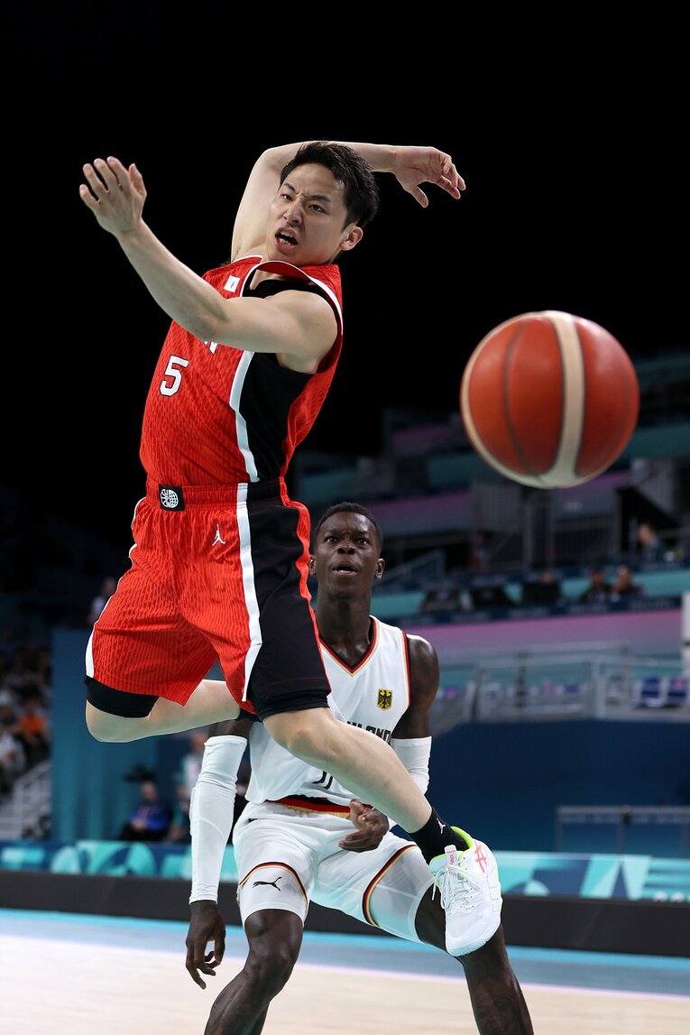 富永と同い年の河村は全試合で躍動。世界中に衝撃を与えた　©Getty Images