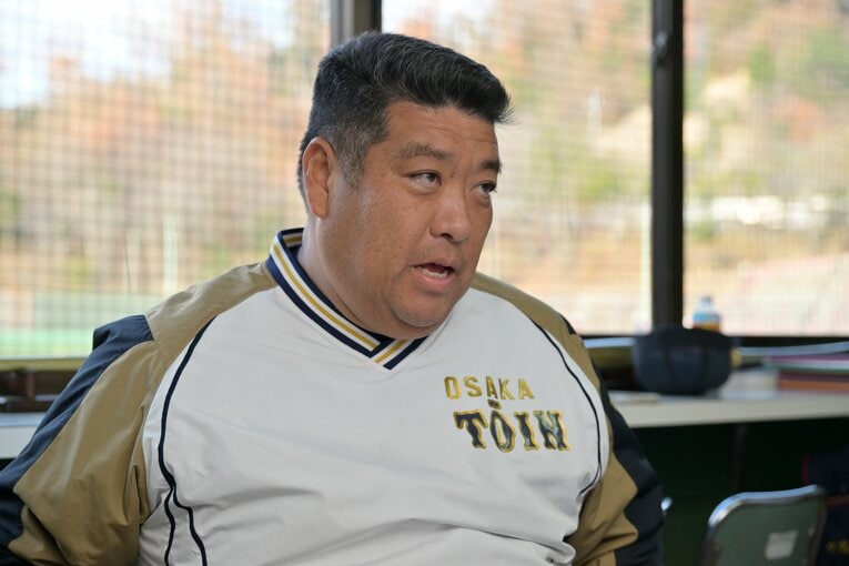 金光大阪・横井監督は大阪桐蔭・西谷監督を「究極の負けず嫌い」と評する　©Hideki Sugiyama