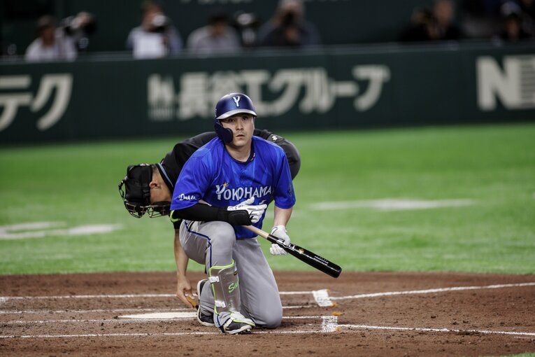佐野が外野と一塁を兼任し数多くの試合に出場できることは大きな意味を持つ　©Kiichi Matsumoto