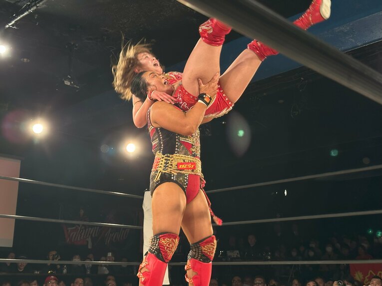 SareeeVS.里村明衣子　©Norihiro Hashimoto