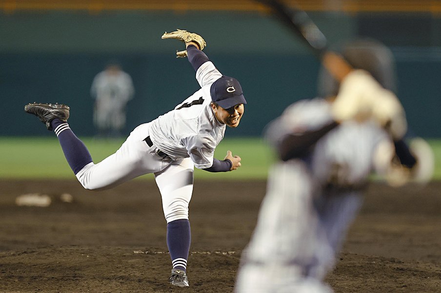 センバツNo.1腕・畔柳亨丞と“球数制限問題” 「準決勝は121球」になっても中京大中京監督が続投させたワケ<Number Web> photograph by KYODO