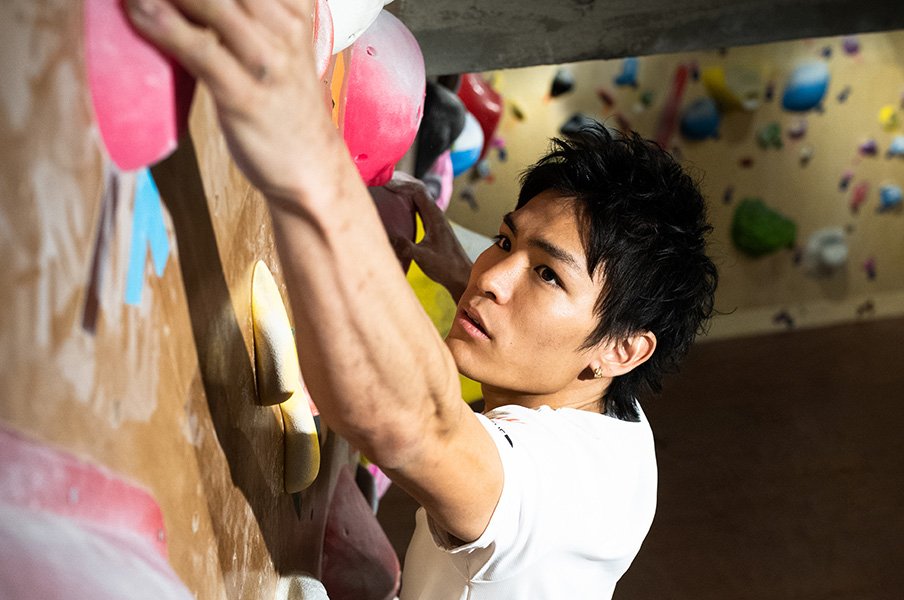 <Have a Dream 夢追い人の挑戦>クライマー・楢﨑智亜の現在地。<Number Web> photograph by Asami Enomoto