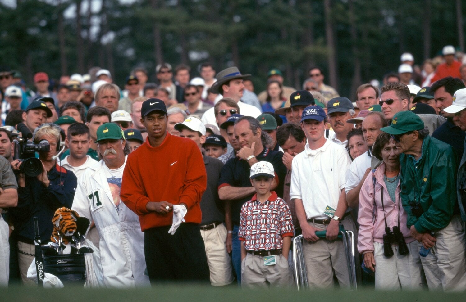 21歳の若さでマスターズを制したタイガー・ウッズ（1997年）©︎Getty Images