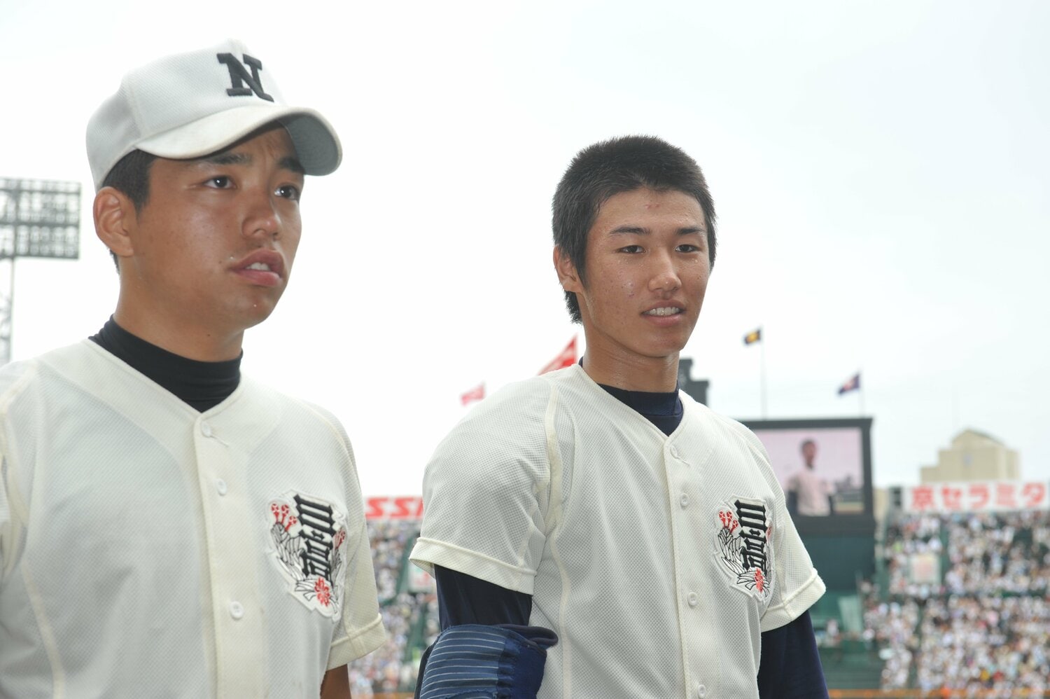 2011年夏の甲子園を制した日大三・吉永健太朗(右)、畔上翔(左) ©BUNGEISHUNJU