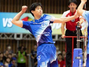 「ブルテオンで連覇したい」男子バレー界の“笑わない男”西川馨太郎26歳が絶対に勝ちたいと断言する理由「このチームは僕を欲してくれている」