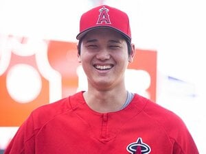 大谷翔平、「準備」が実った芸術的カーブ打ちで今季第1号!米TV局も絶賛「オオタニが戻ってきたぜ。ベイビー」