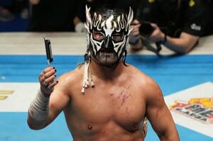 葛西純「新日本プロレスでこんなのアリ？」有刺鉄線、竹串、大流血…エル・デスペラードの“超刺激デスマッチ”でカメラマンが目にした熱狂