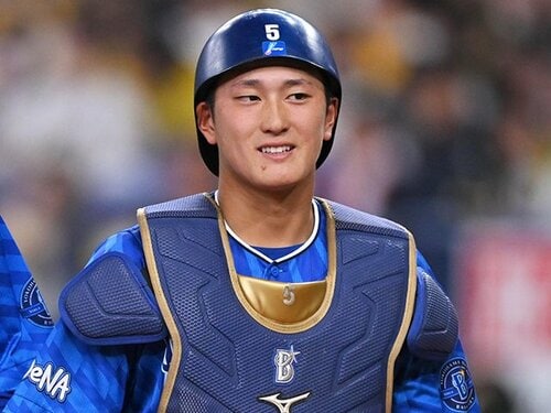 DeNA・バウアー、松尾汐恩の2度にわたる盗塁阻止に歓喜