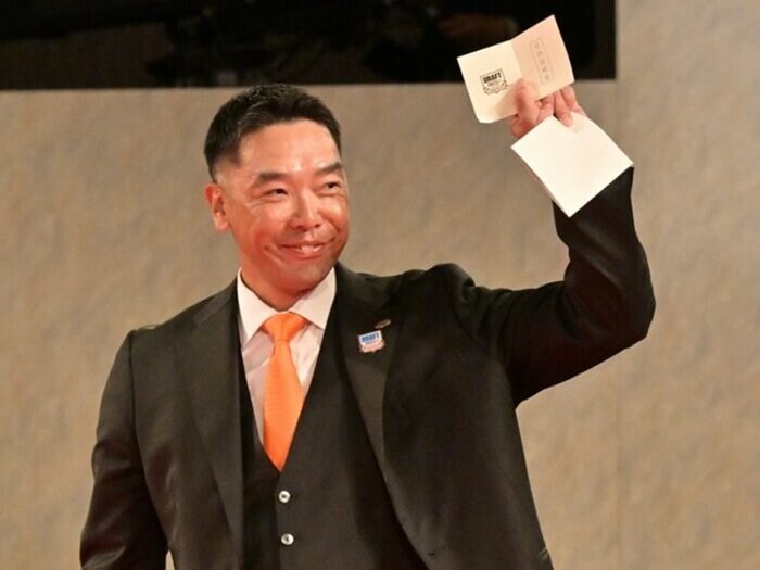 「高校生ゼロ」巨人ドラフトの異変、「指名漏れ」真鍋慧への言葉…ラミレスが本音で語る“指名ビックリ”球団は?「チームをガラッと変えるかも」<Number Web> photograph by Hideki Sugiyama