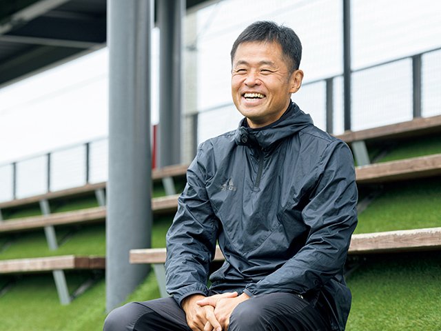 adidas アディダス コンサドーレ 2001-02 ユニフォーム 小倉隆史 走らない車でアクセルを踏んでいたようなもん」小倉隆史が右膝の大怪我