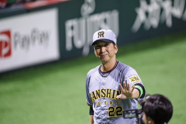 就任1年目で阪神をリーグ優勝に導いた藤川球児監督 ©Kichi Matsumoto