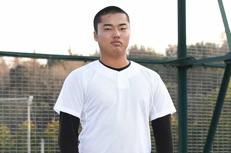 昨年のドラフト会議で無念の指名漏れを味わった広陵・真鍋慧 ／ photograph by Kota Inoue