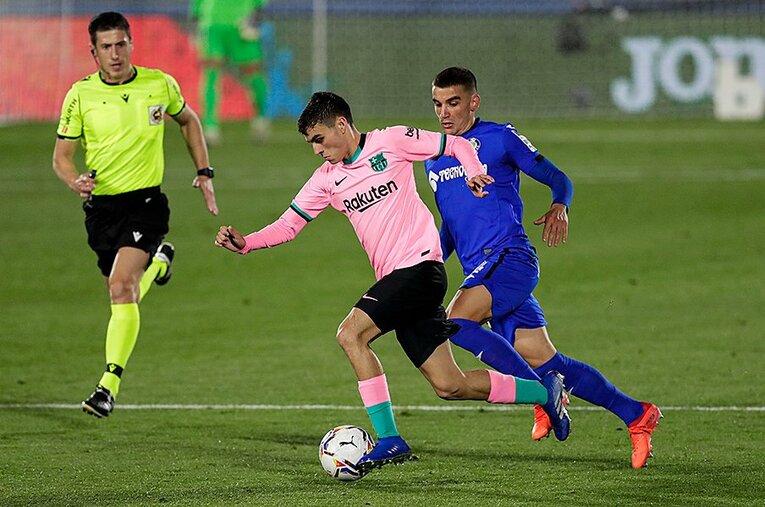 クーマン体制で積極起用されているペドリ。アンス・ファティらとともに新生バルサの象徴となれるか ／ photograph by Getty Images