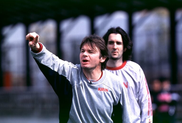 A代表に加えてアンダー世代の監督も兼務していたフィリップ・トルシエ　©Sports Graphic Number