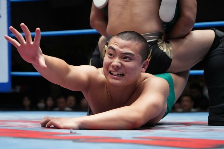 ボストンクラブに耐える長尾一大心　©Essei Hara