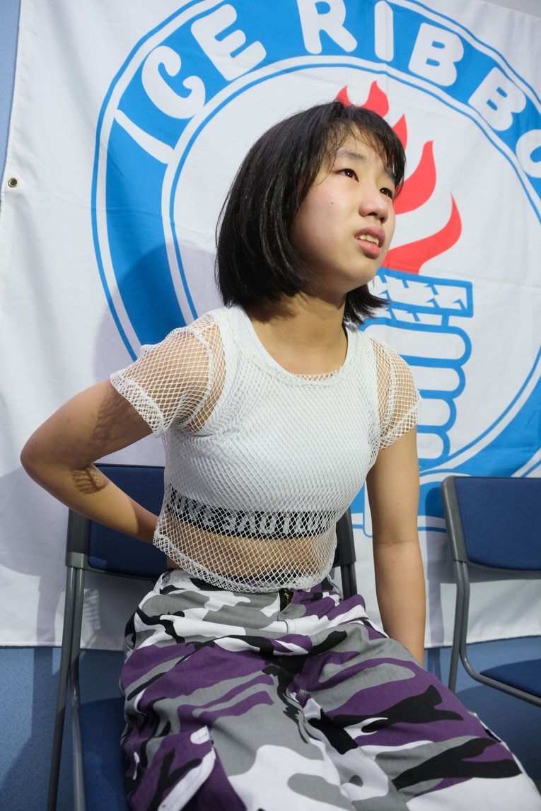 デビュー戦を迎えた12歳のキッズレスラー・咲蘭