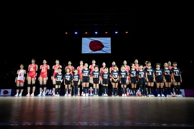 バレーボール女子日本代表（VNLブラジル戦）　©︎Volleyball World