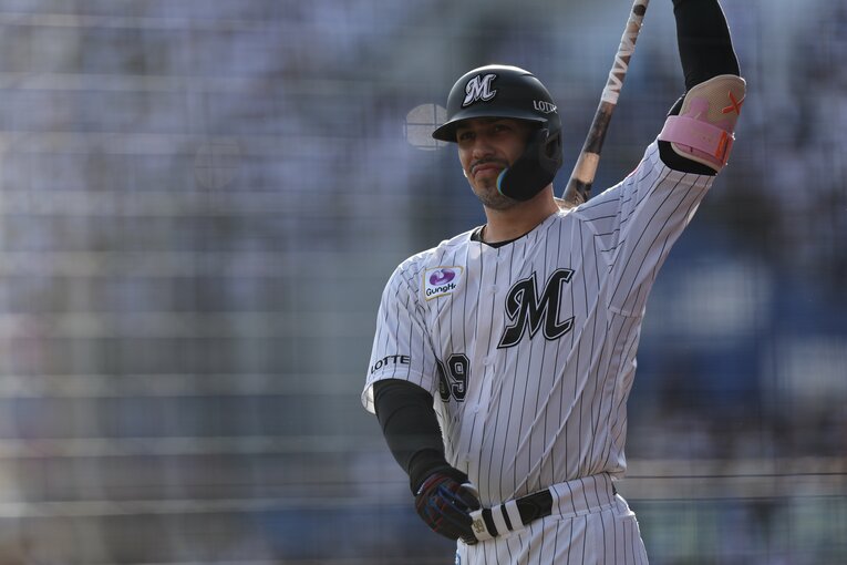 ©︎Chiba Lotte Marines