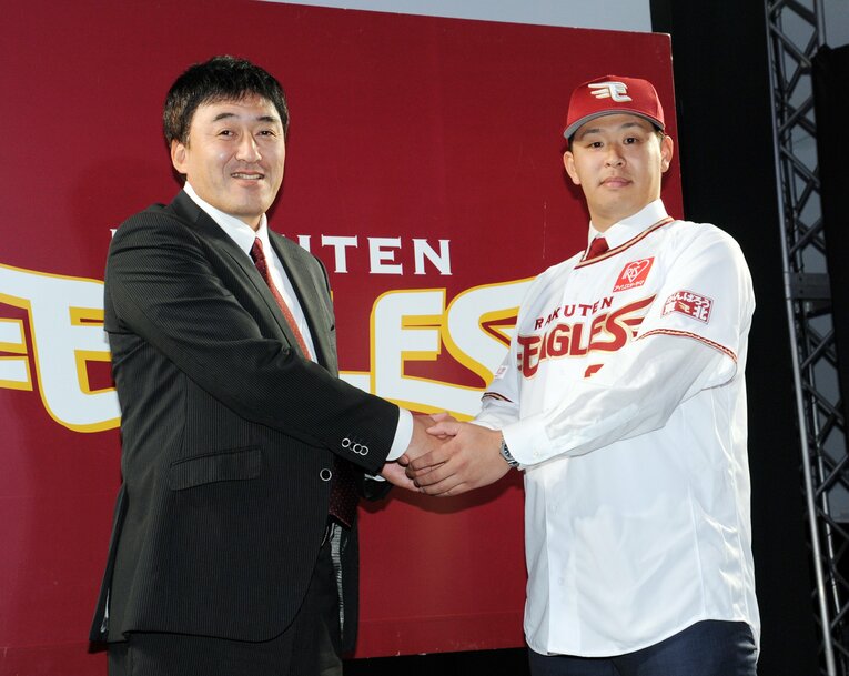 2018年オフに西武から楽天にFA移籍した浅村　©JIJI PRESS