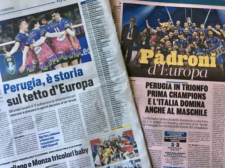 翌日の現地紙（筆者撮影）