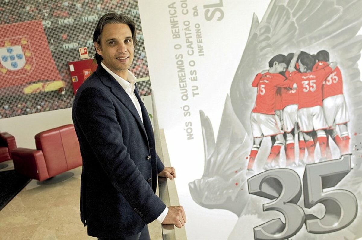 レジェンド”ヌーノ・ゴメスの今。「ミトログルを返してくれ！」（3／5） - 海外サッカー - Number Web - ナンバー