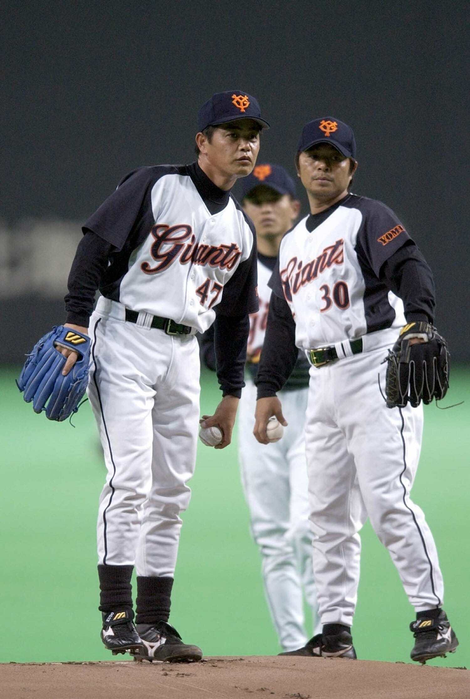 工藤氏(左)と武田氏(右)は巨人でも共に戦った ©SANKEI SHIMBUN