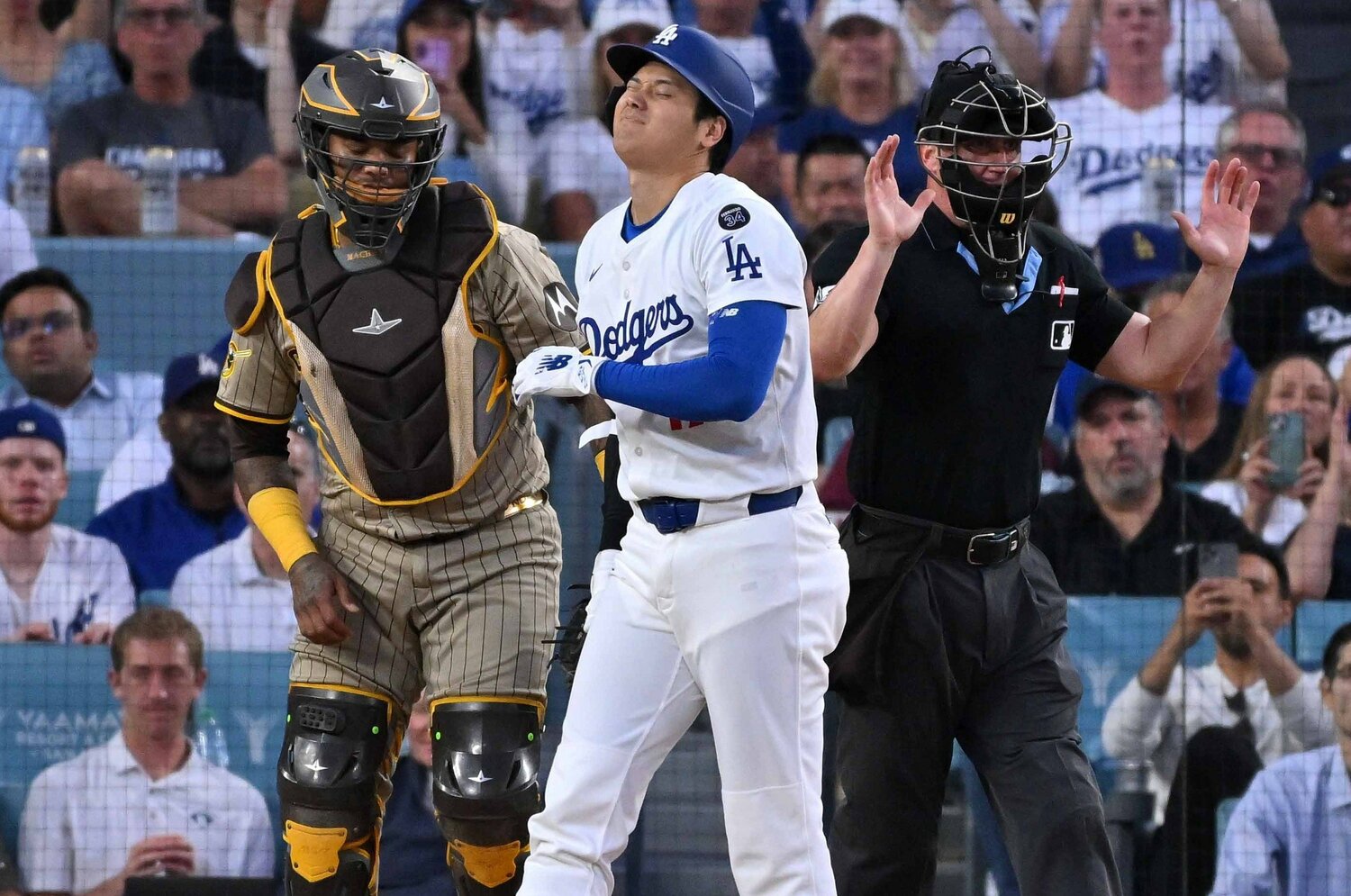「こんなのクソだよ」「ピッチャーはもう打席に立たない」ドジャース・大谷翔平も被害のMLB“報復死球”問題…現代選手たちの「リアルな声」は?<Number Web> photograph by JIJI PRESS